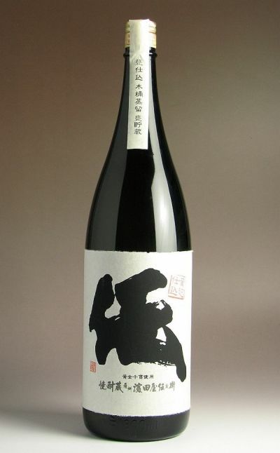 伝（でん）25度1800ml 【濱田屋伝兵衛蔵】《芋焼酎》