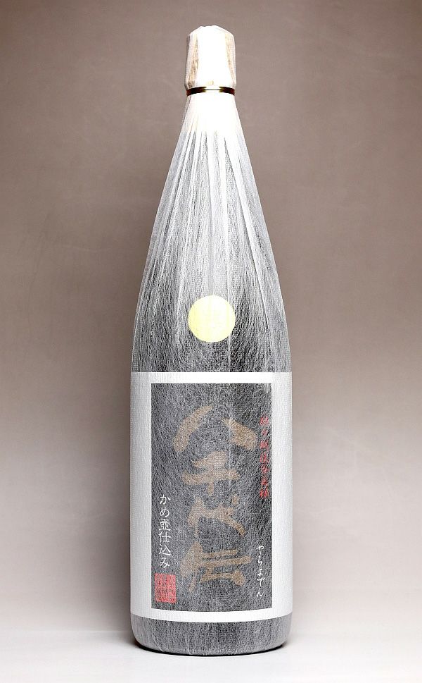 八千代伝 黒麹 25度1800ml