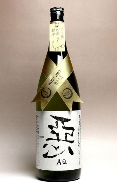悪 AQ／あくのくろぶか28度1800ml 【酒蔵王手門】《麦焼酎》