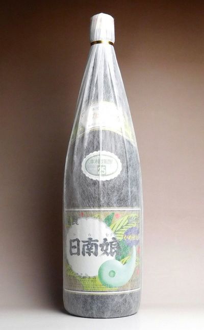 日南娘（ひなむすめ）25度1800ml 【宮田本店】いも焼酎 ,| 焼酎のひご屋 本店