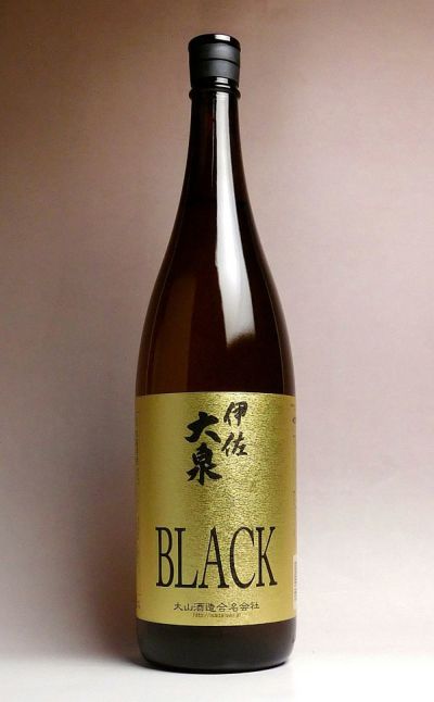 伊佐大泉 BLACK 25度1800ml 【大山酒造】《芋焼酎》 ブラック レビュー | 焼酎のひご屋 本店