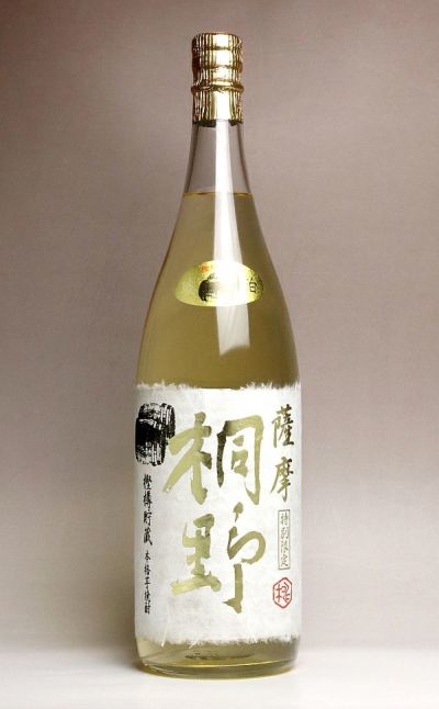 国内外の人気播龍 樫樽十年熟成 1800ml 焼酎 播龍 樫樽十年熟成 1800ml