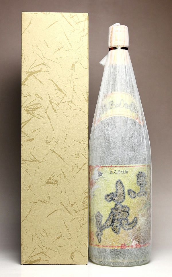 献上小鹿 金箔入（化粧箱入）25度1800ml 【小鹿酒造】《芋焼酎