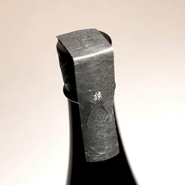 月夜に吠えるオオカミ 最終章（孤狼の月夜）25度1800ml
